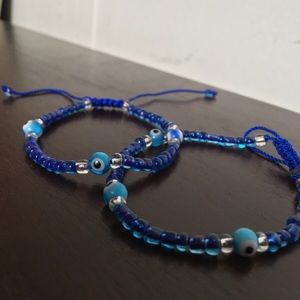 Lucky Handmade Friendship bracelets👁